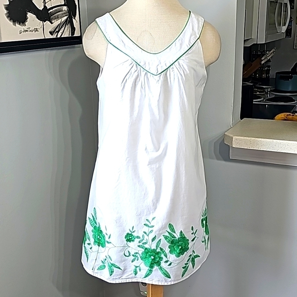 Ruby Rox Floral Embroidered Shift Dress‎ Womens Size 9 White Green Y2K Cotton